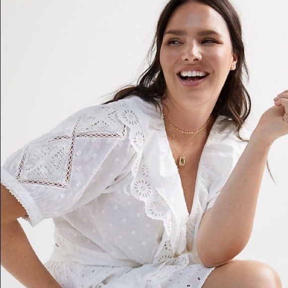 Anthropologie Forever that Girl Wrap Tie Top w Lace & Embroidery Details - Picture 3 of 7